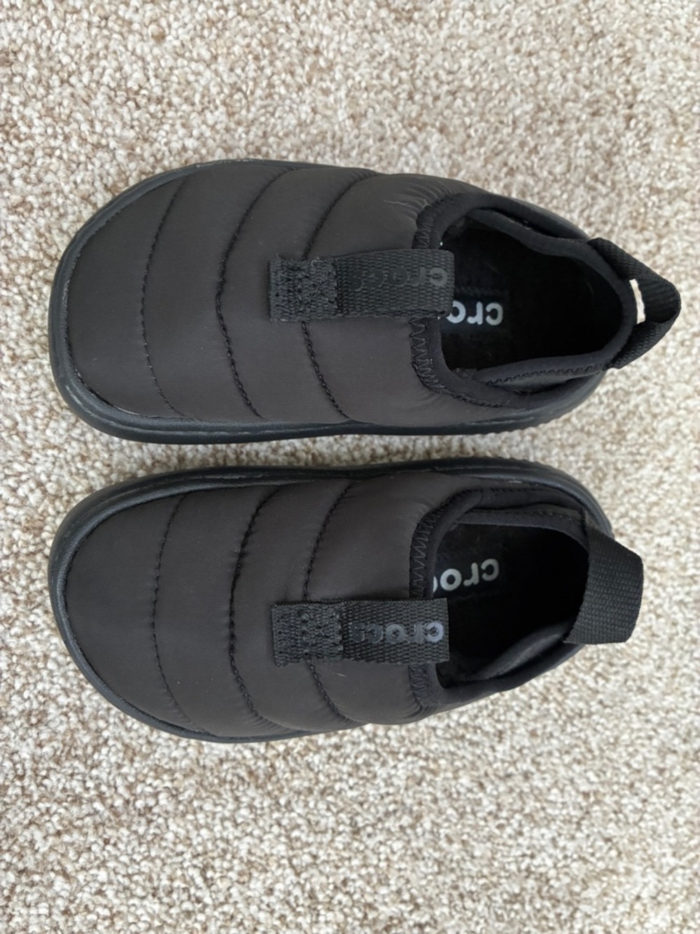 Crocs kids size 9 slip on never worn